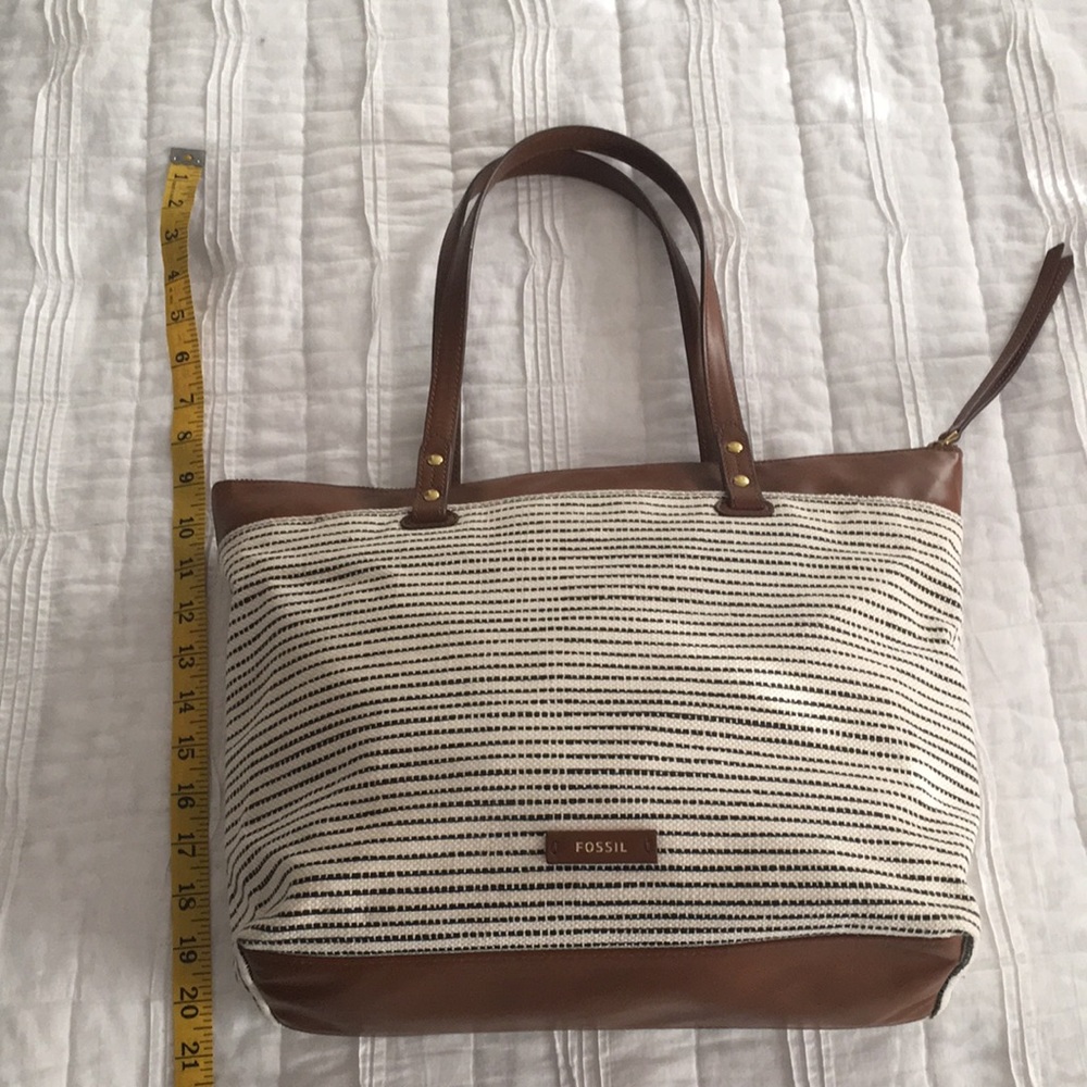 Fossil Tote
